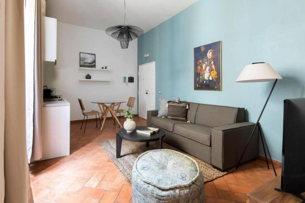 Charming 1Br In Navona Square Apartment Рим Екстериор снимка